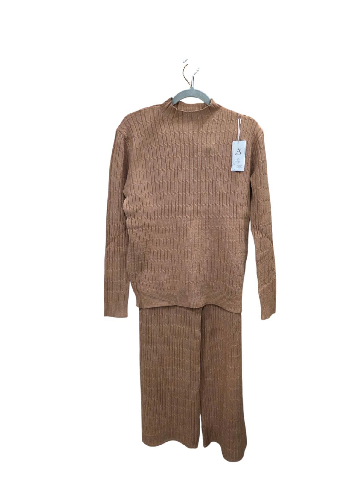 AZ 2 Piece Women's Set Size Small/Medium Tan NWT Long Sleeve