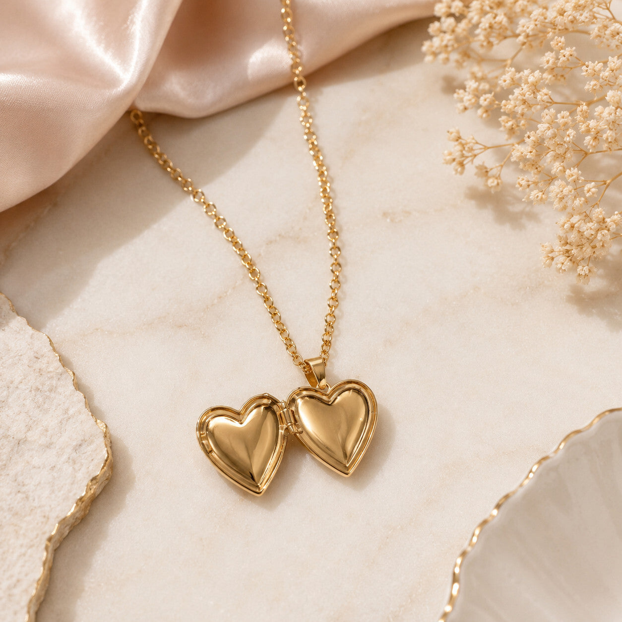 Kurt Geiger Heart Locket