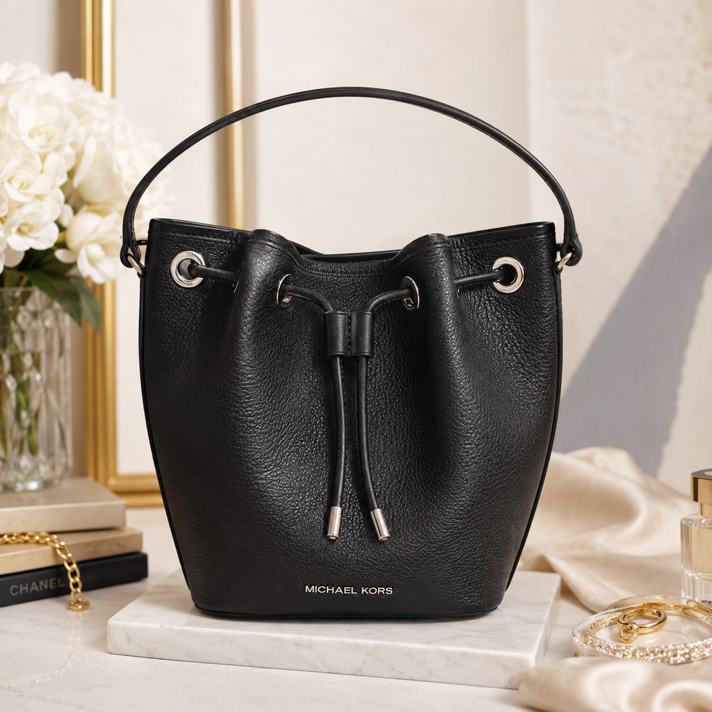 Michael Kors Avery Medium Bucket Messenger Bag