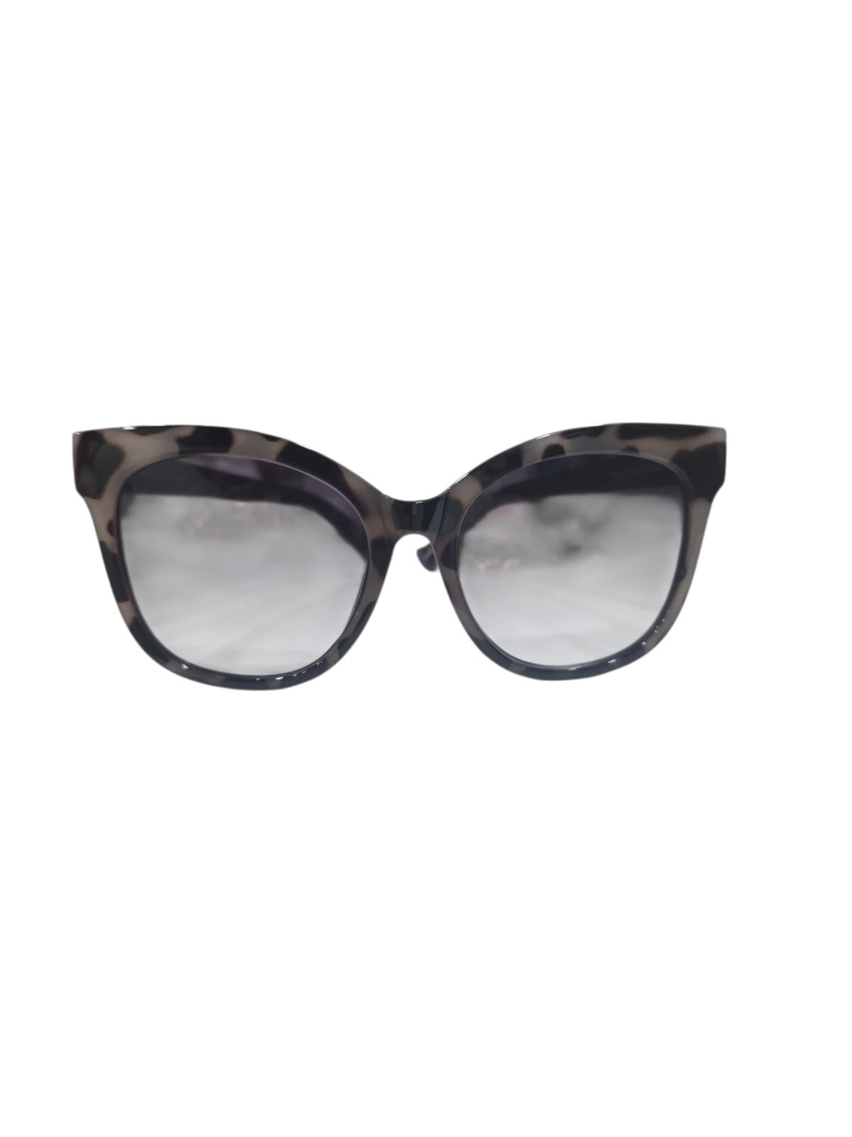 QUAY Sunglasses