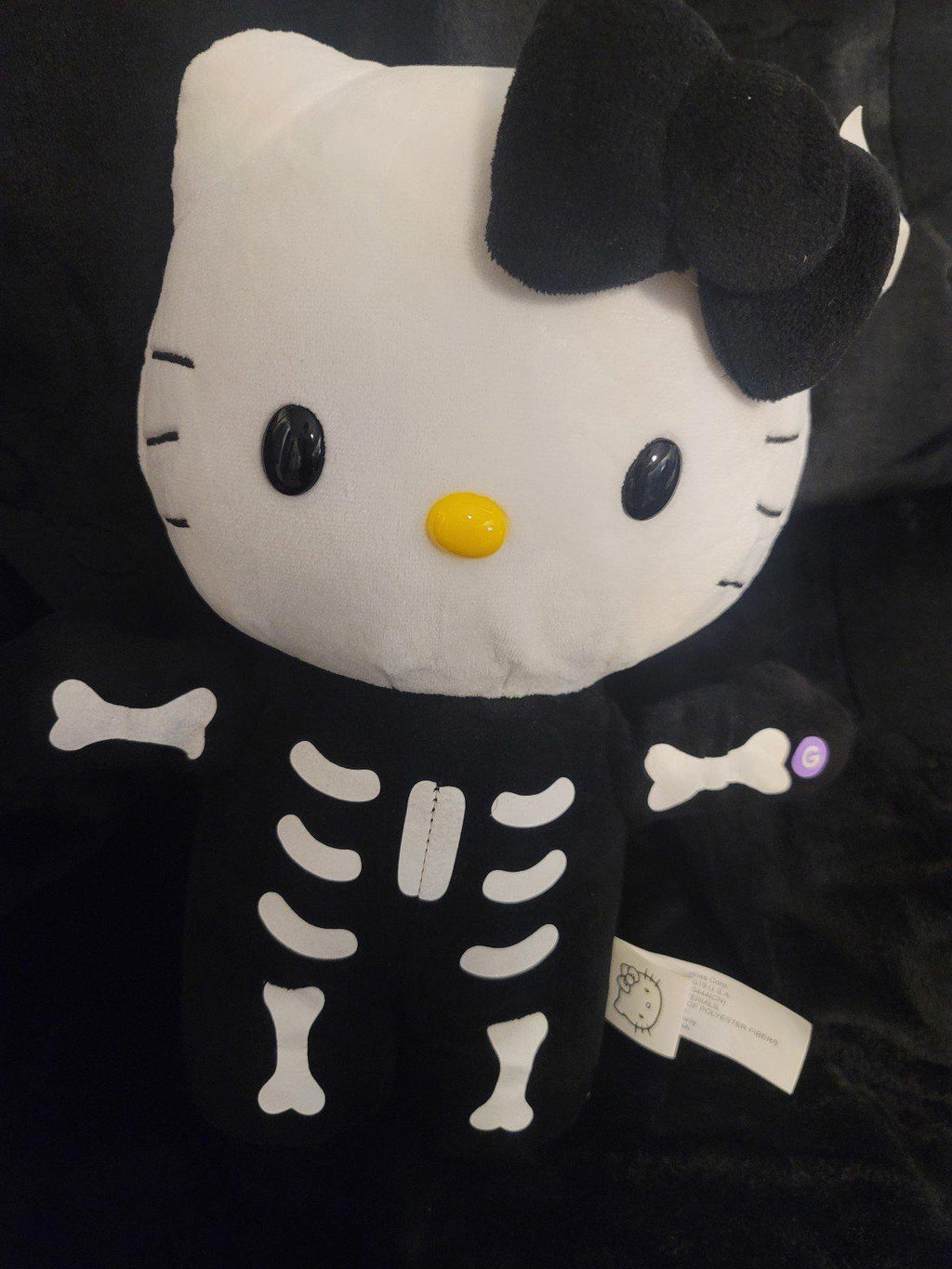 Hello Kitty halloween greeter