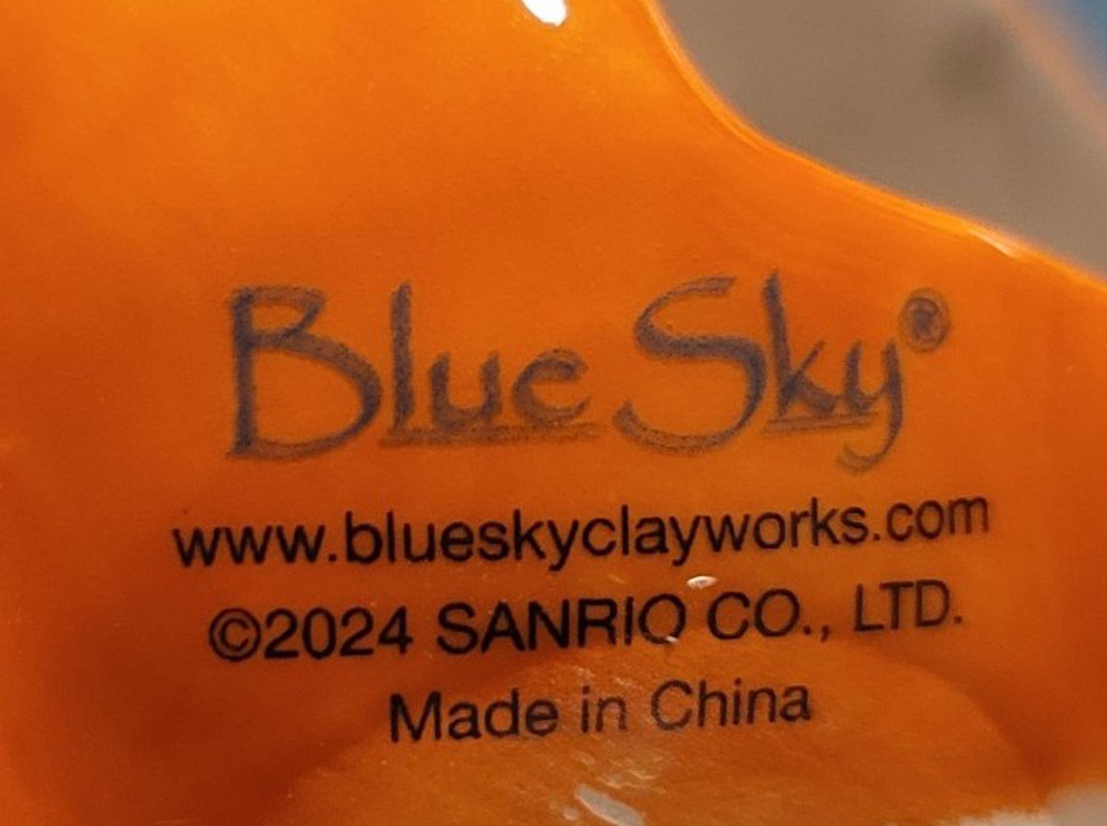 Hello Kitty Halloween Ceramics