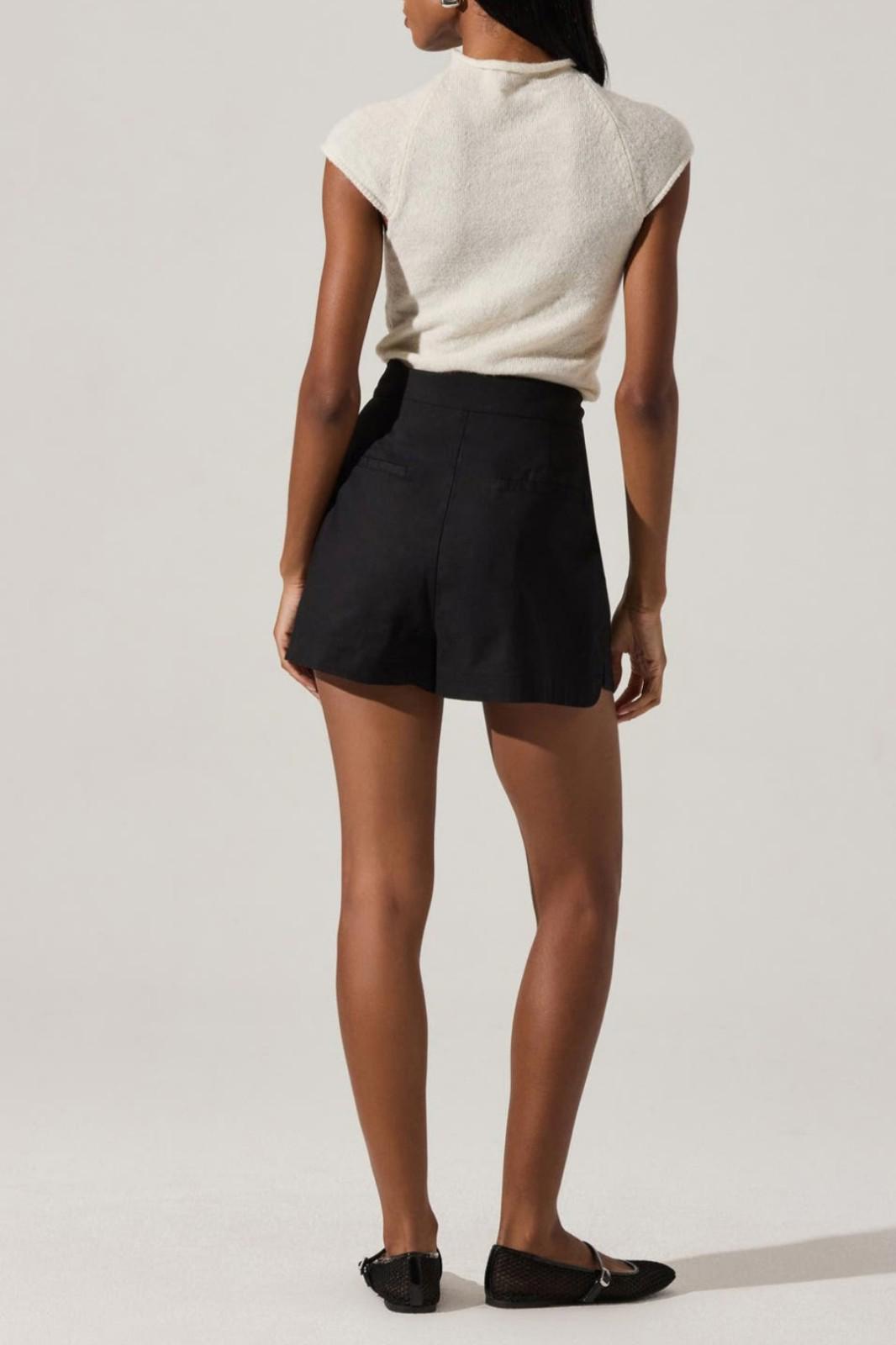 ASTR The Label Asymmetric Linen Shorts - XL