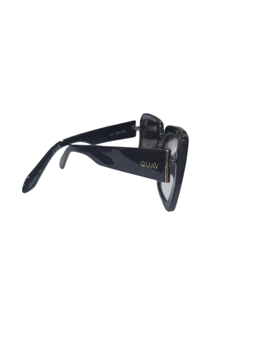 QUAY Sunglasses