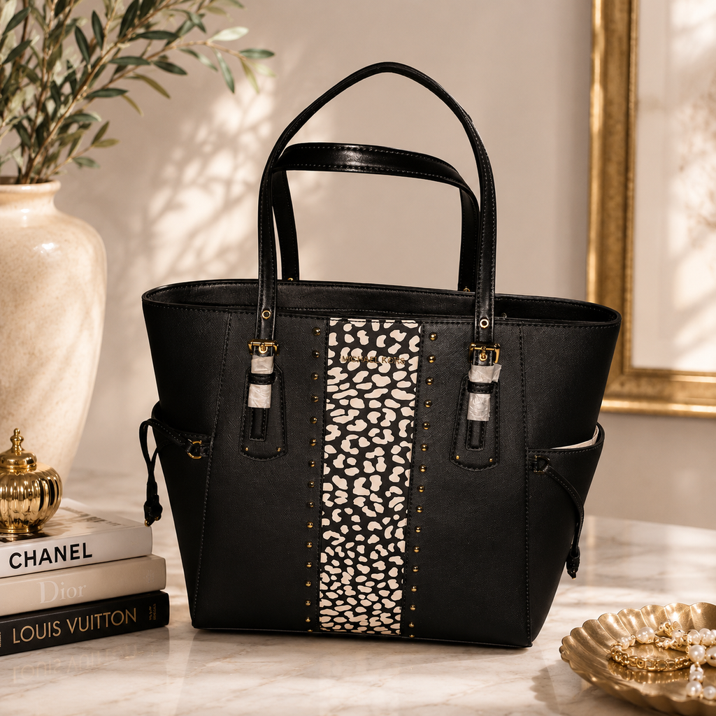 Michael Kors Voyager Tote