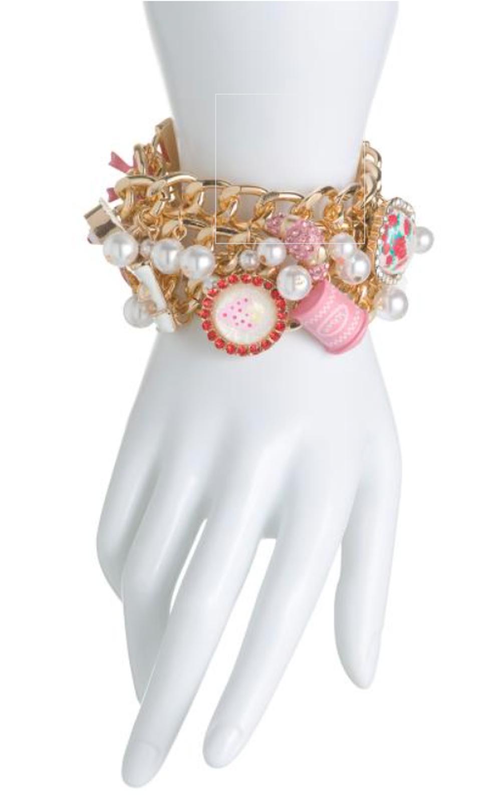 BETSEY JOHNSON Baking Cluster Toggle Bracelet