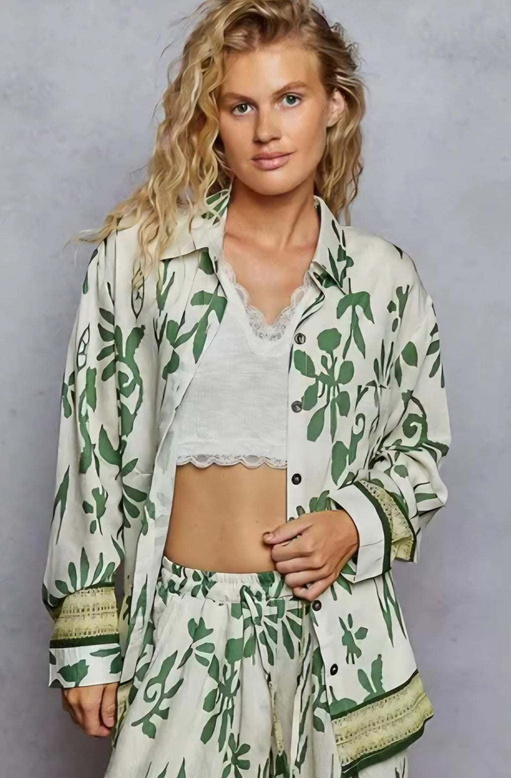 POL Button Down Floral Long Sleeve Shirt and Pant Set Size Small