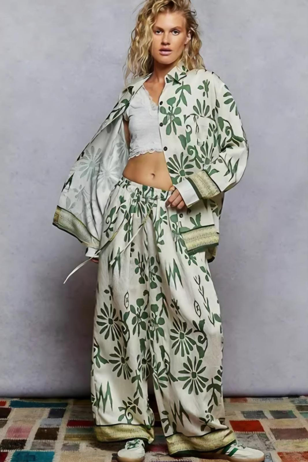 POL Button Down Floral Long Sleeve Shirt and Pant Set Size Small