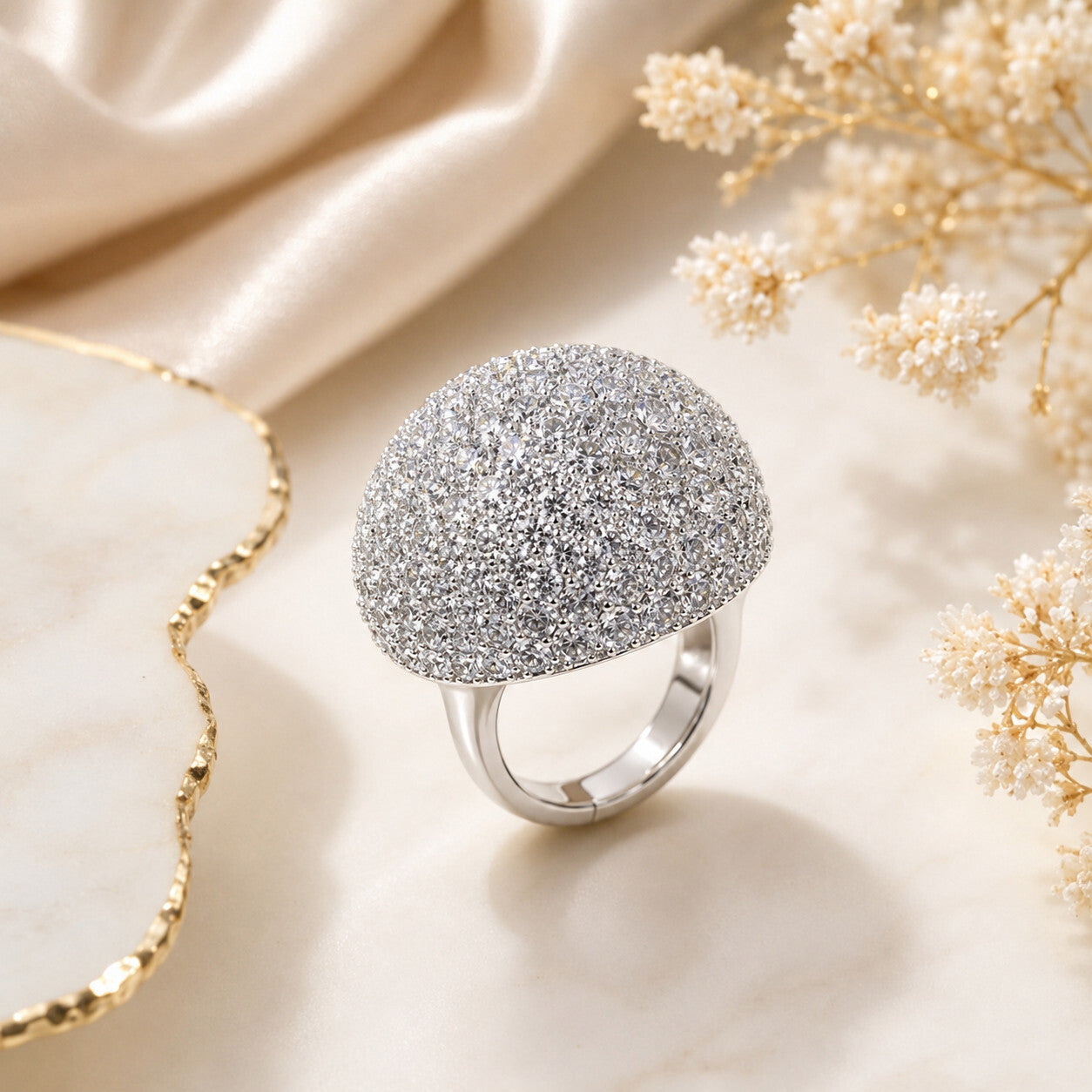 Eye Candy Dome Ring SZ9